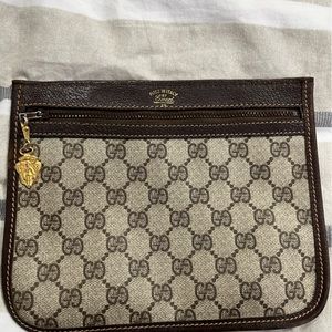 Gucci clutch